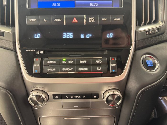 2021 Toyota Landcruiser VX VDJ200R 4X4 Dual Range Graphite