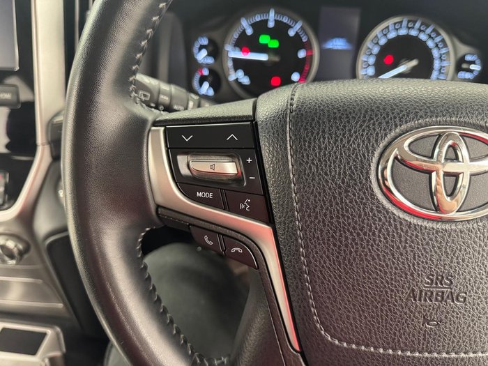 2021 Toyota Landcruiser VX VDJ200R 4X4 Dual Range Graphite