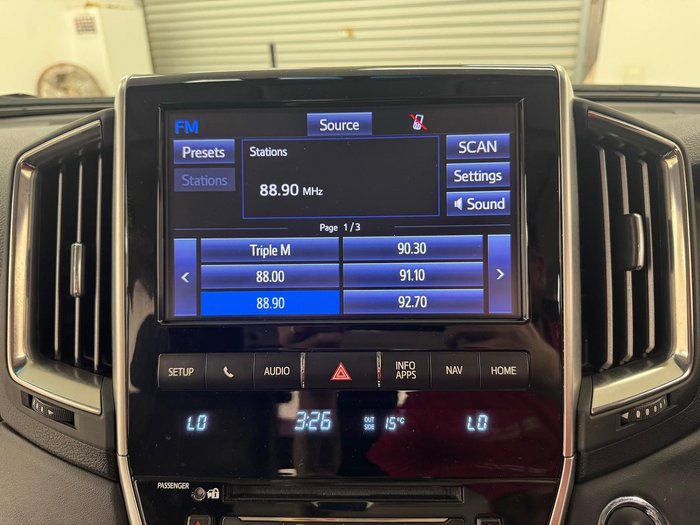 2021 Toyota Landcruiser VX VDJ200R 4X4 Dual Range Graphite