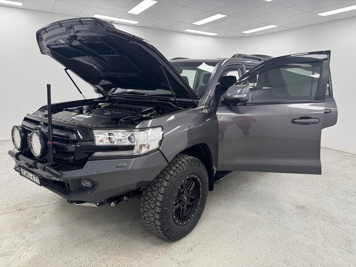 2021 Toyota Landcruiser VX VDJ200R 4X4 Dual Range Graphite