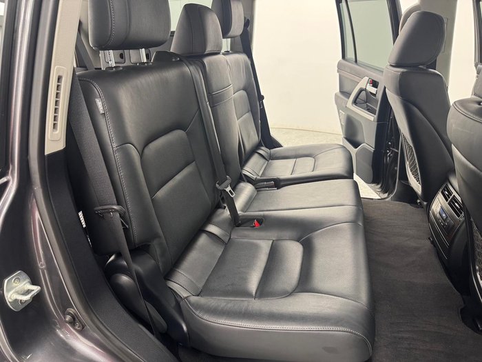 2021 Toyota Landcruiser VX VDJ200R 4X4 Dual Range Graphite