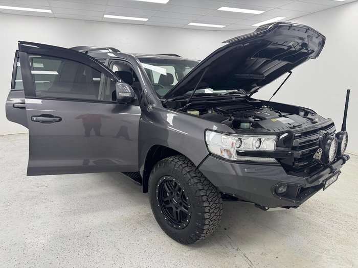 2021 Toyota Landcruiser VX VDJ200R 4X4 Dual Range Graphite