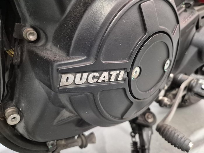 2021 Ducati Monster 659 ABS Monster Red