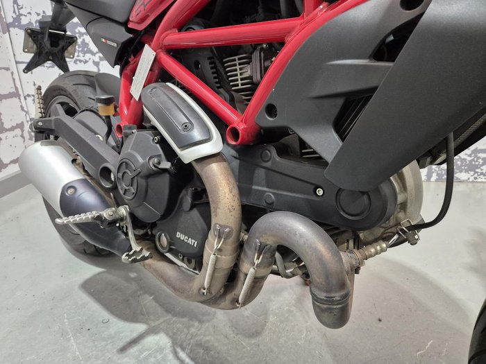 2021 Ducati Monster 659 ABS Monster Red