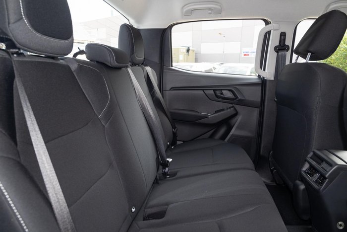 2025 Isuzu D-MAX SX MY24 4X4 Dual Range Mineral White