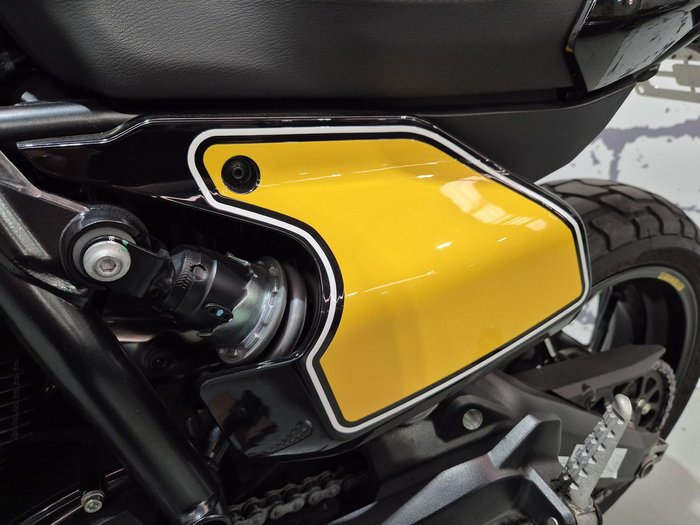 2020 Ducati Scrambler FULL THROTTLE Scrambler Yellow
