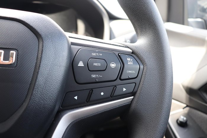 2025 Isuzu MU-X LS-M