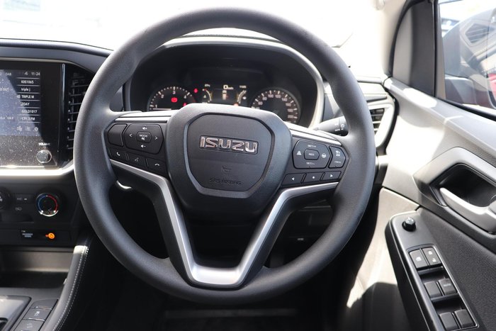 2025 Isuzu MU-X LS-M