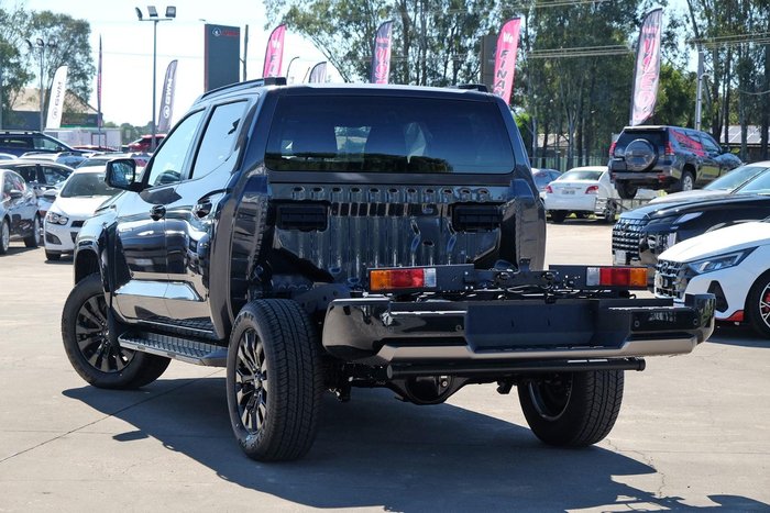 2025 Mitsubishi Triton GSR