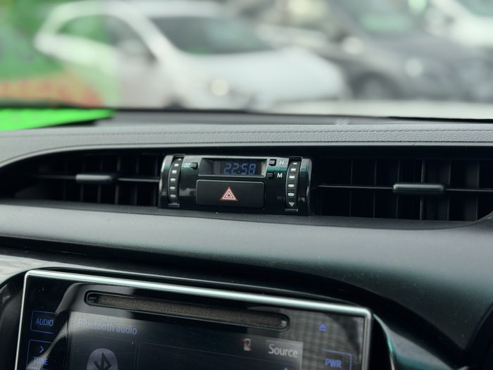 2019 Toyota Hilux SR