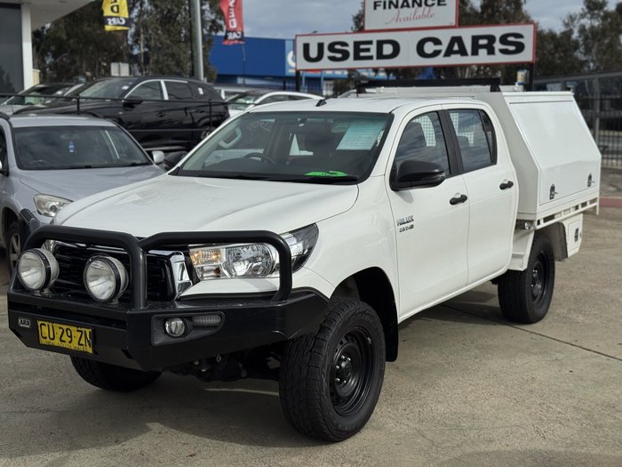 2019 Toyota Hilux SR