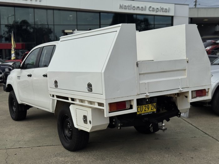 2019 Toyota Hilux SR