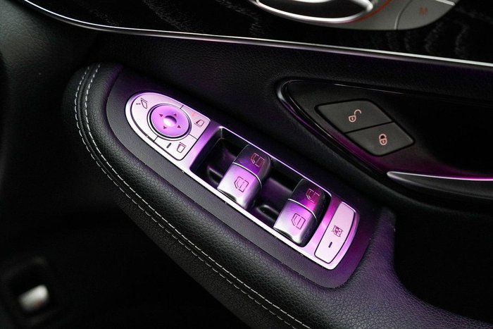 2020 Mercedes-Benz GLC-Class GLC300