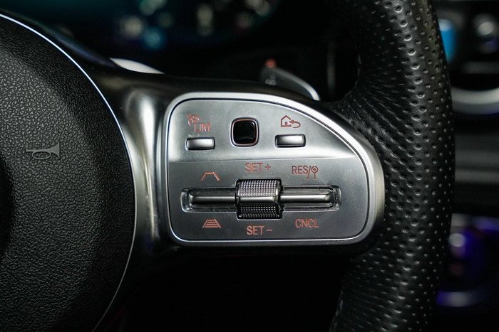 2020 Mercedes-Benz GLC-Class GLC300