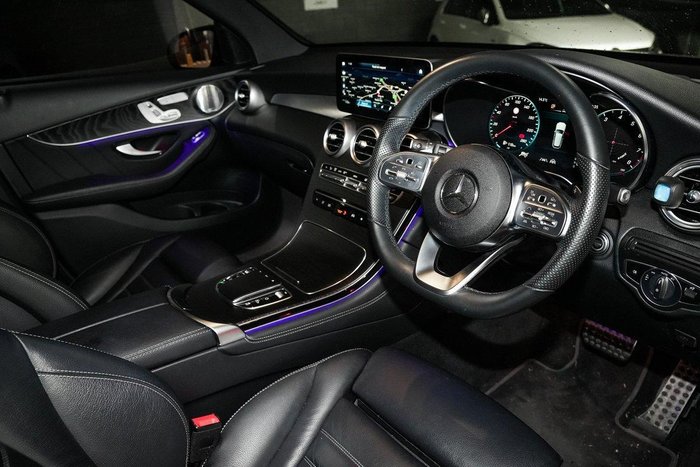 2020 Mercedes-Benz GLC-Class GLC300