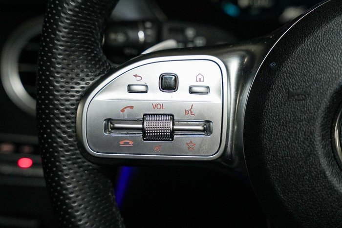 2020 Mercedes-Benz GLC-Class GLC300