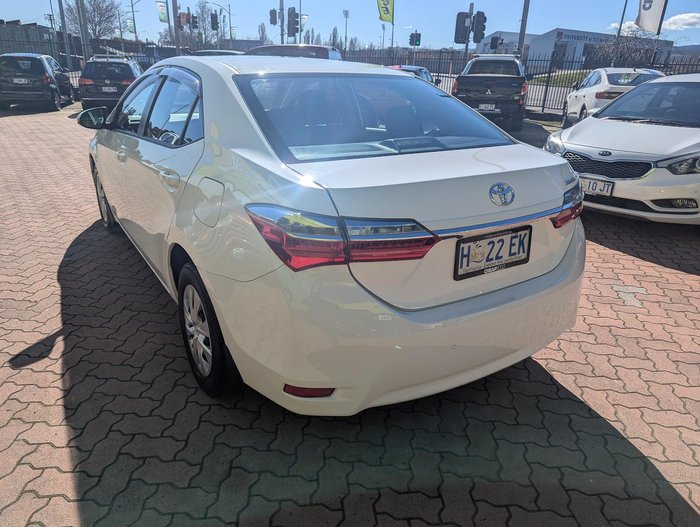 2017 Toyota Corolla Ascent ZRE172R Glacier White