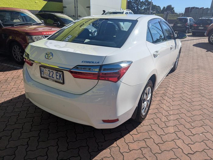 2017 Toyota Corolla Ascent ZRE172R Glacier White