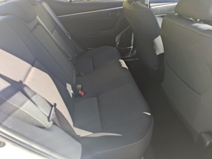 2017 Toyota Corolla Ascent ZRE172R Glacier White