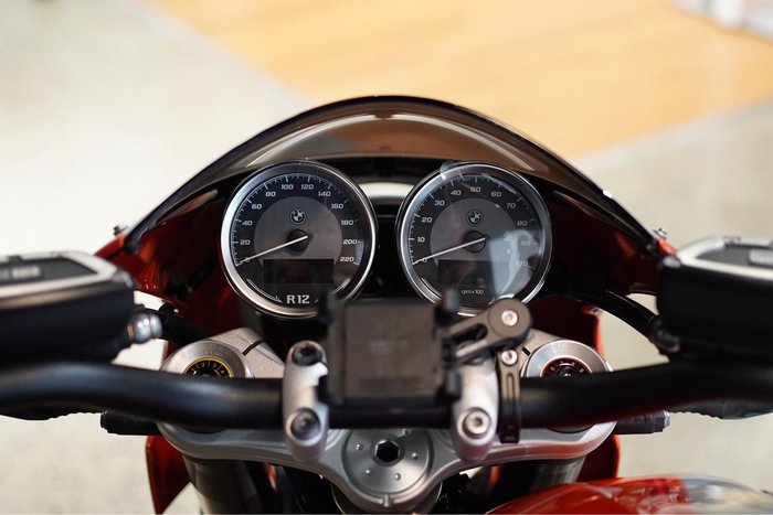 2025 BMW R 12 S R 12 Orange