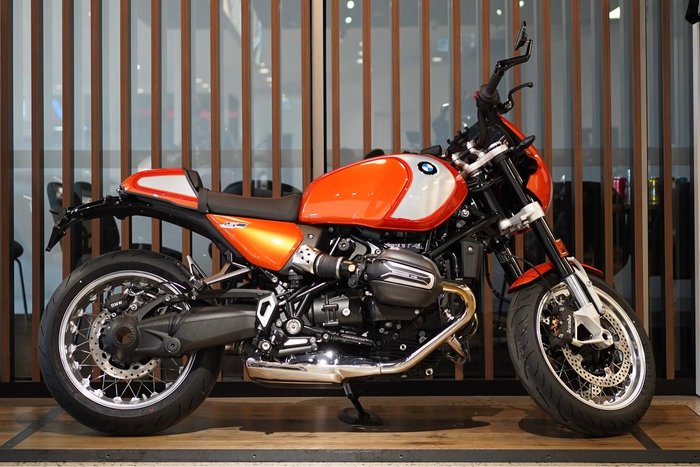 2025 BMW R 12 S R 12 Orange