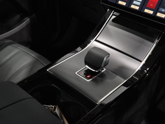2024 Land Rover Range Rover Evoque P250 Dynamic SE L551 MY25 4X4 Constant Santorini Black