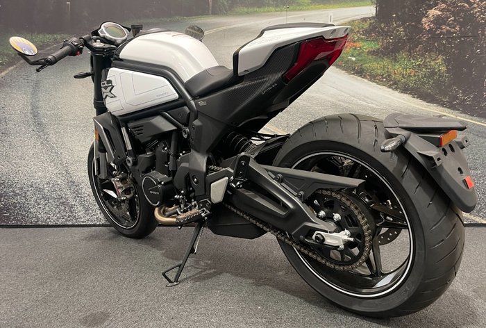 2021 CFMOTO CL-X SPORT White