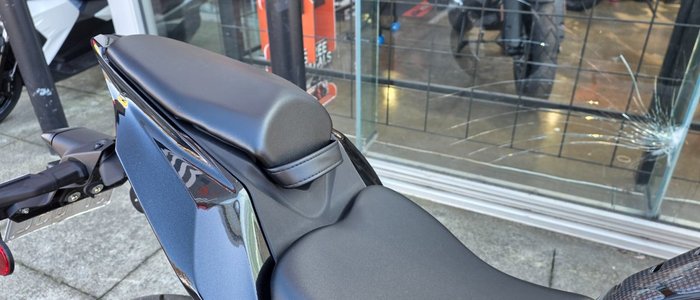 2025 Kawasaki NINJA 400 ZX-4R BLACK