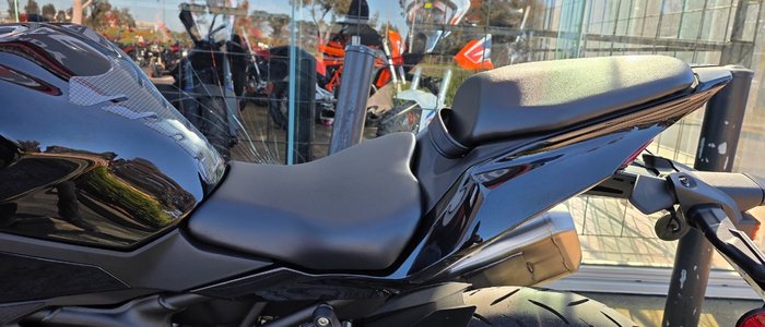 2025 Kawasaki NINJA 400 ZX-4R BLACK