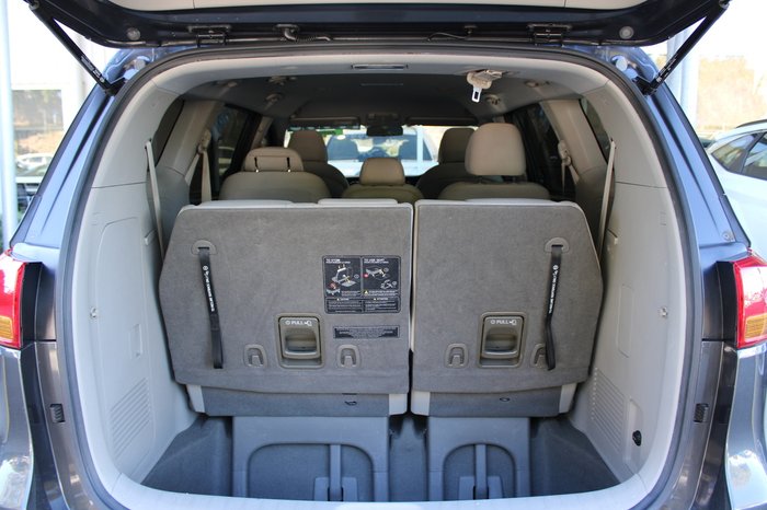 2016 Kia Carnival