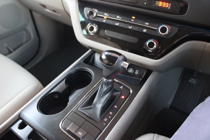 2016 Kia Carnival