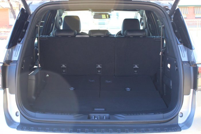 2025 Ford Everest Platinum