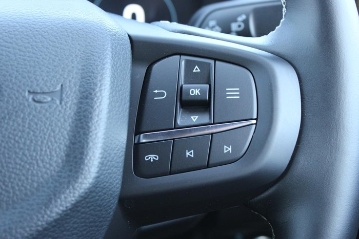 2025 Ford Everest Platinum