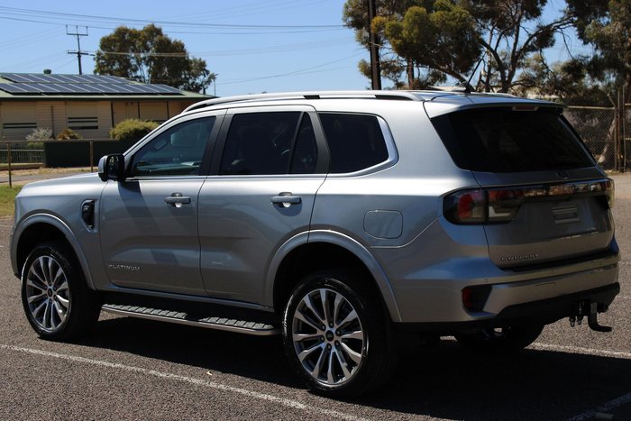 2025 Ford Everest Platinum