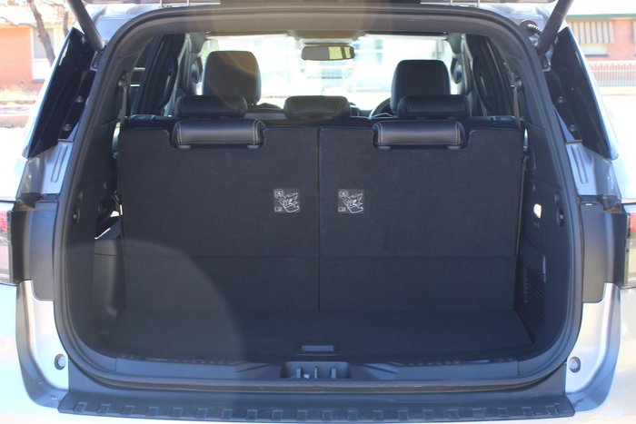 2025 Ford Everest Platinum