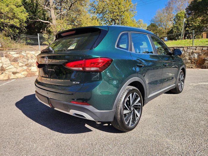 2025 MG ZS Essence Hybrid+