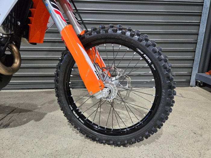 2023 KTM 450 SX-F ORANGE