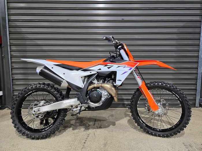 2023 KTM 450 SX-F ORANGE