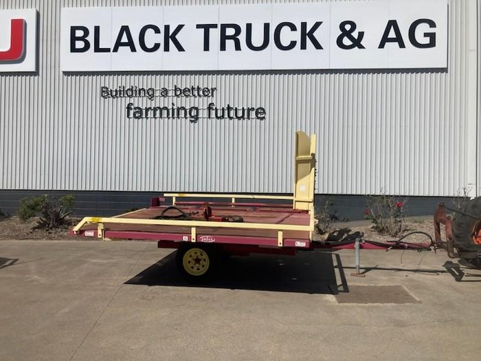 Jadan 15 Bale Accumulator