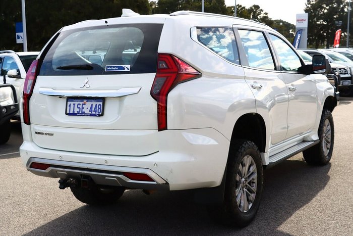 2021 Mitsubishi Pajero Sport GLX