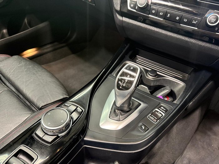 2016 BMW 2 Series 220i Sport Line F23 Black