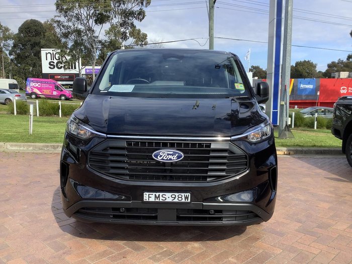 2024 Ford Transit Custom