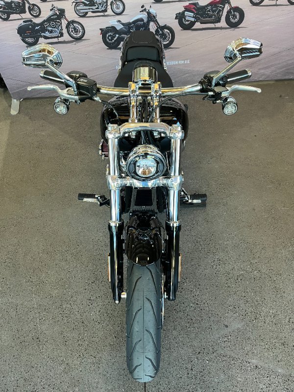 2025 Harley-davidson FXBR BREAKOUT (117) Vivid Black