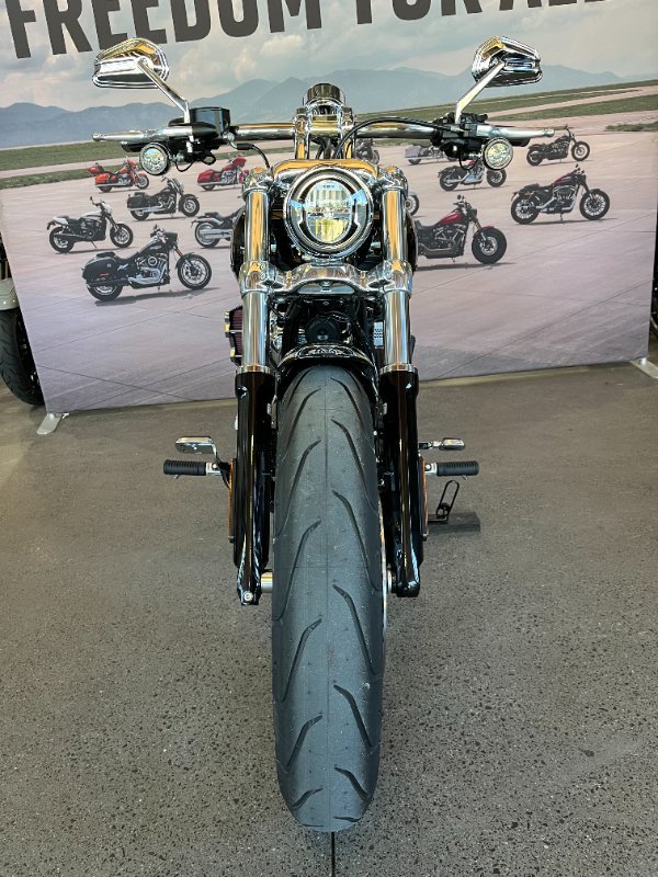 2025 Harley-davidson FXBR BREAKOUT (117) Vivid Black