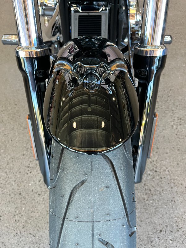 2025 Harley-davidson FXBR BREAKOUT (117) Vivid Black