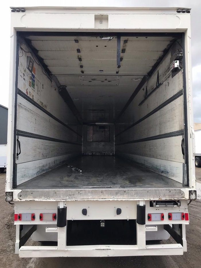 2008 Vawdrey 22P Freezer Van White