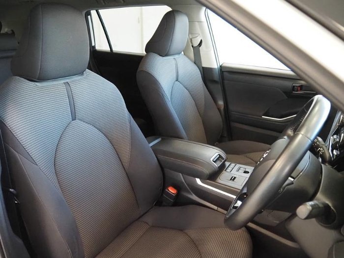 2021 Toyota Kluger GX