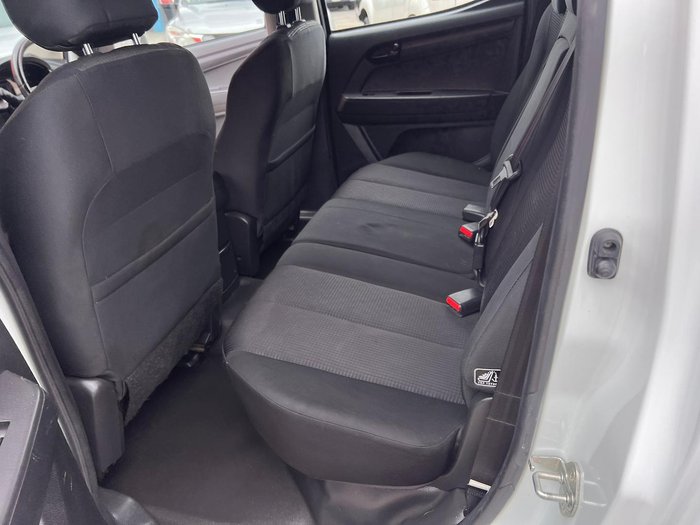 2016 Isuzu D-MAX SX High Ride MY15.5 4x2 Splash White