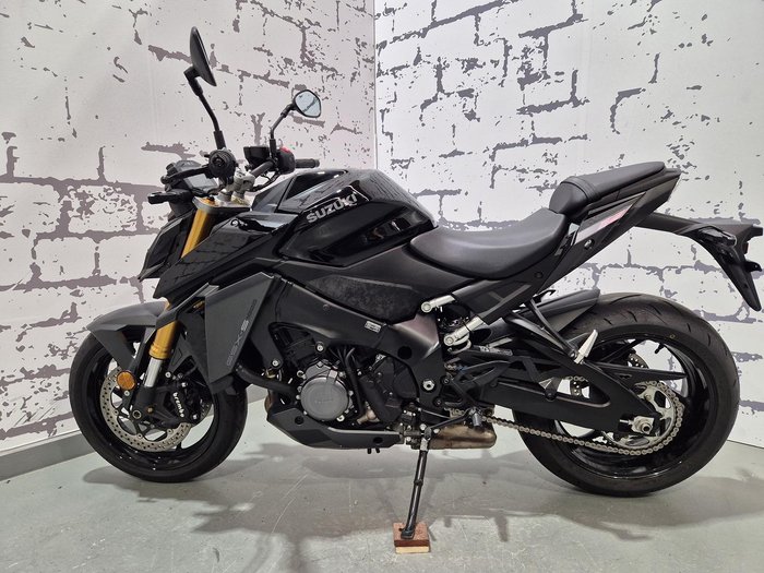 2021 Suzuki GSX-S1000 GSX-S Black