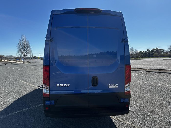 2024 Iveco Daily 50C21V Blue